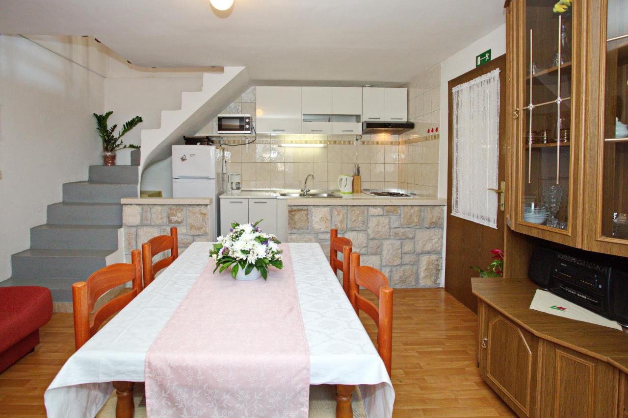 Vila House Tina Omiš Exteriér fotografie